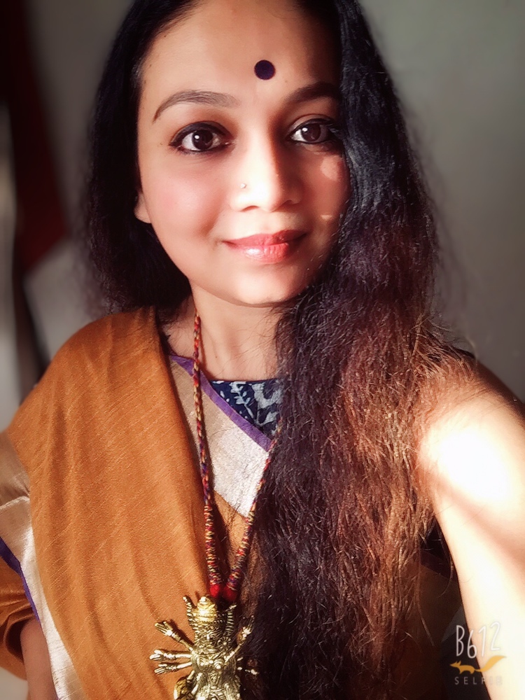 ચાલ ને થોડું જીવી લઈએ