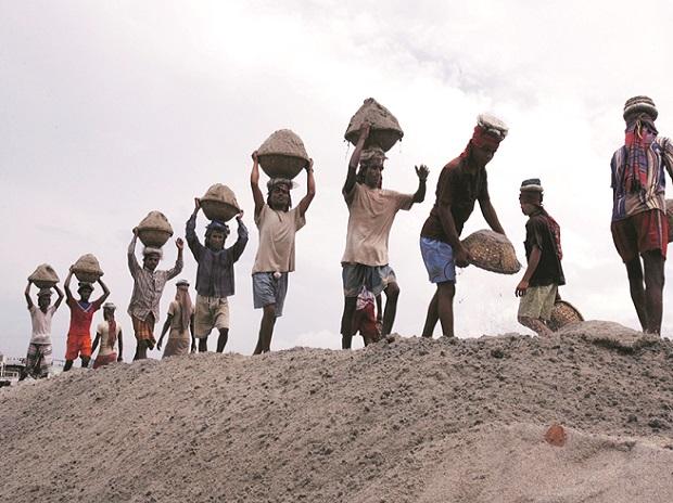 तन को खाकर तनख्वाह करूँ