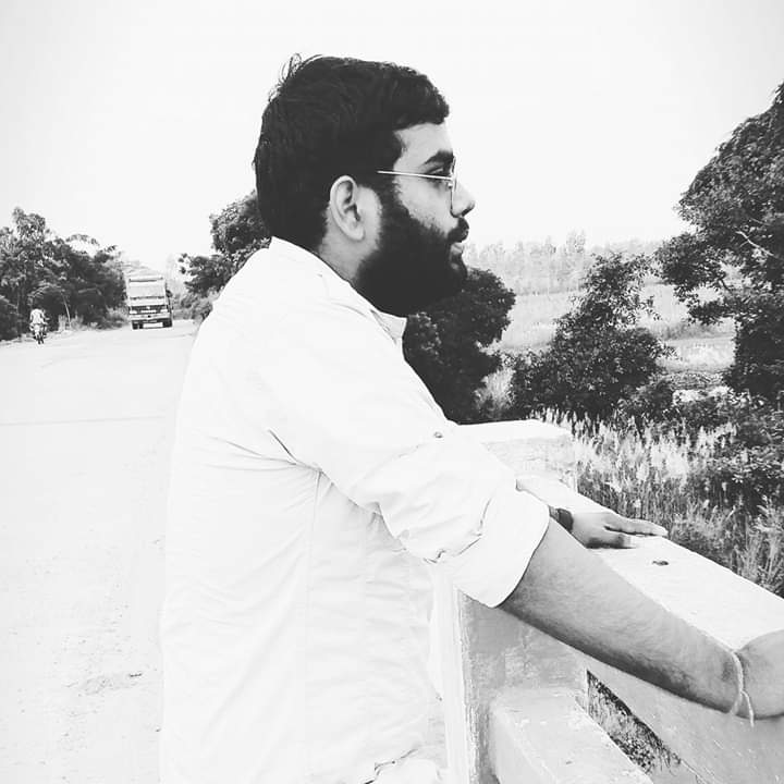 आज ये क्या कर रहा हूँ मैं....!!!!!