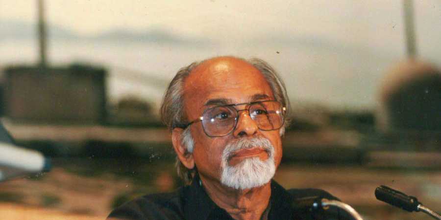 Inder Kumar Gujral, poet