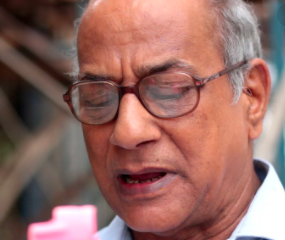 Manglesh Dabral's image