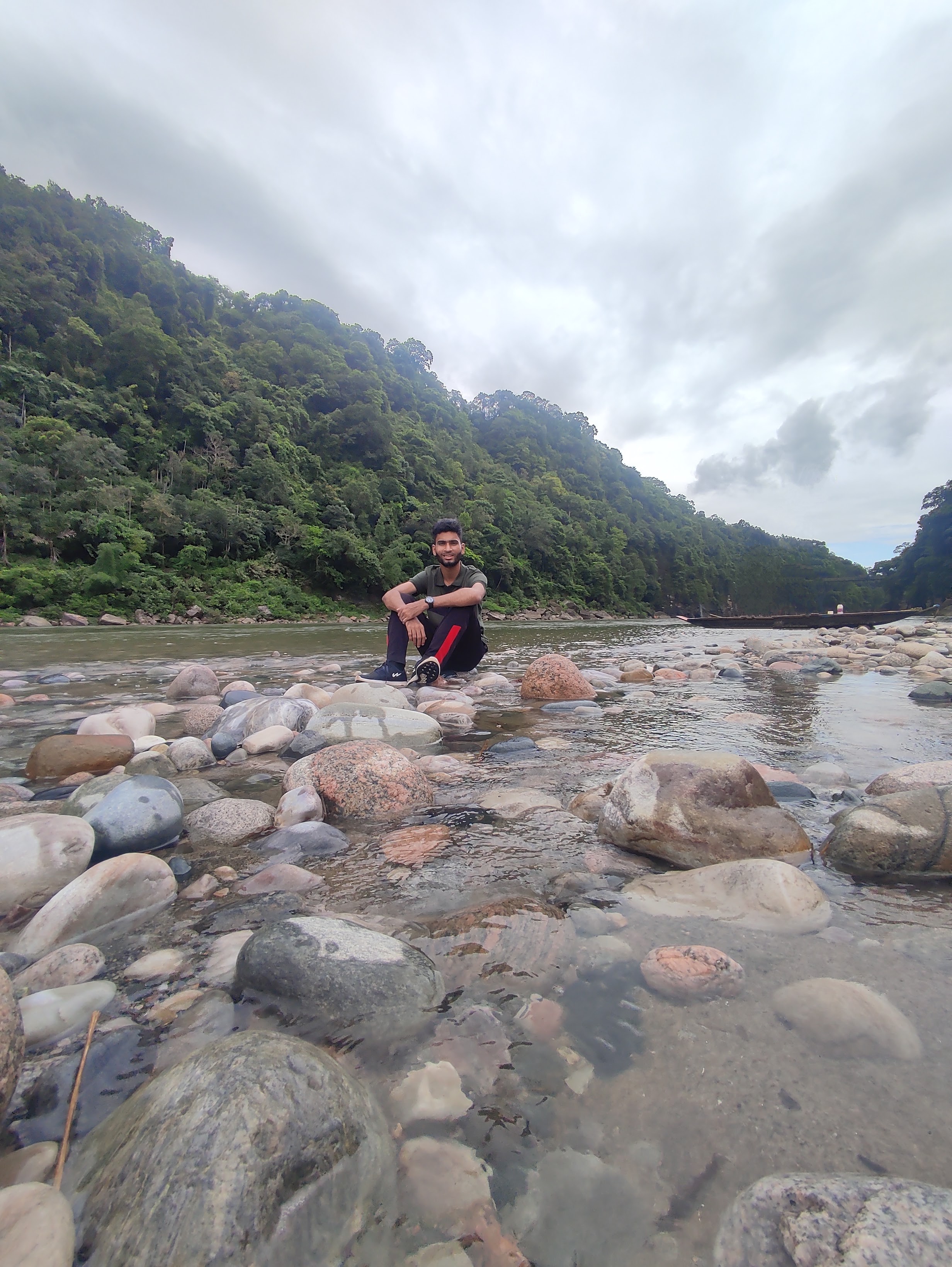Avnish Diwakar's pic