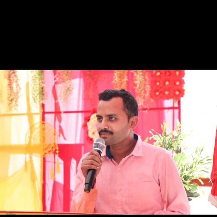 Rahul tripathi's pic