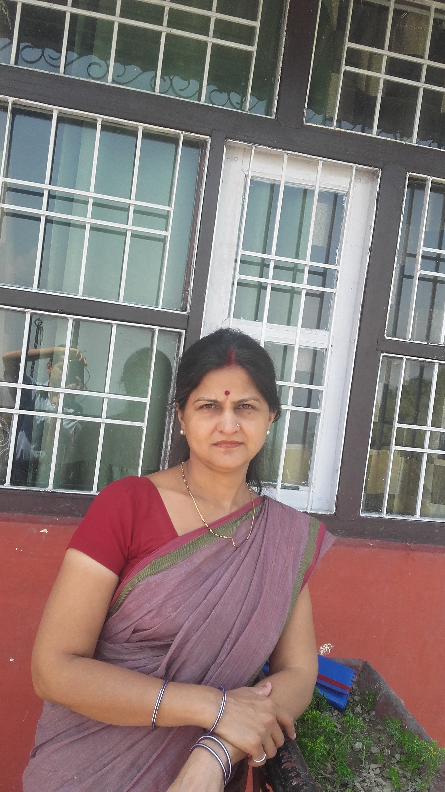 varsha agnihotri